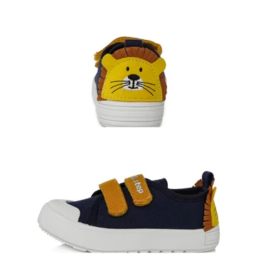 D.D.Step vászoncipő